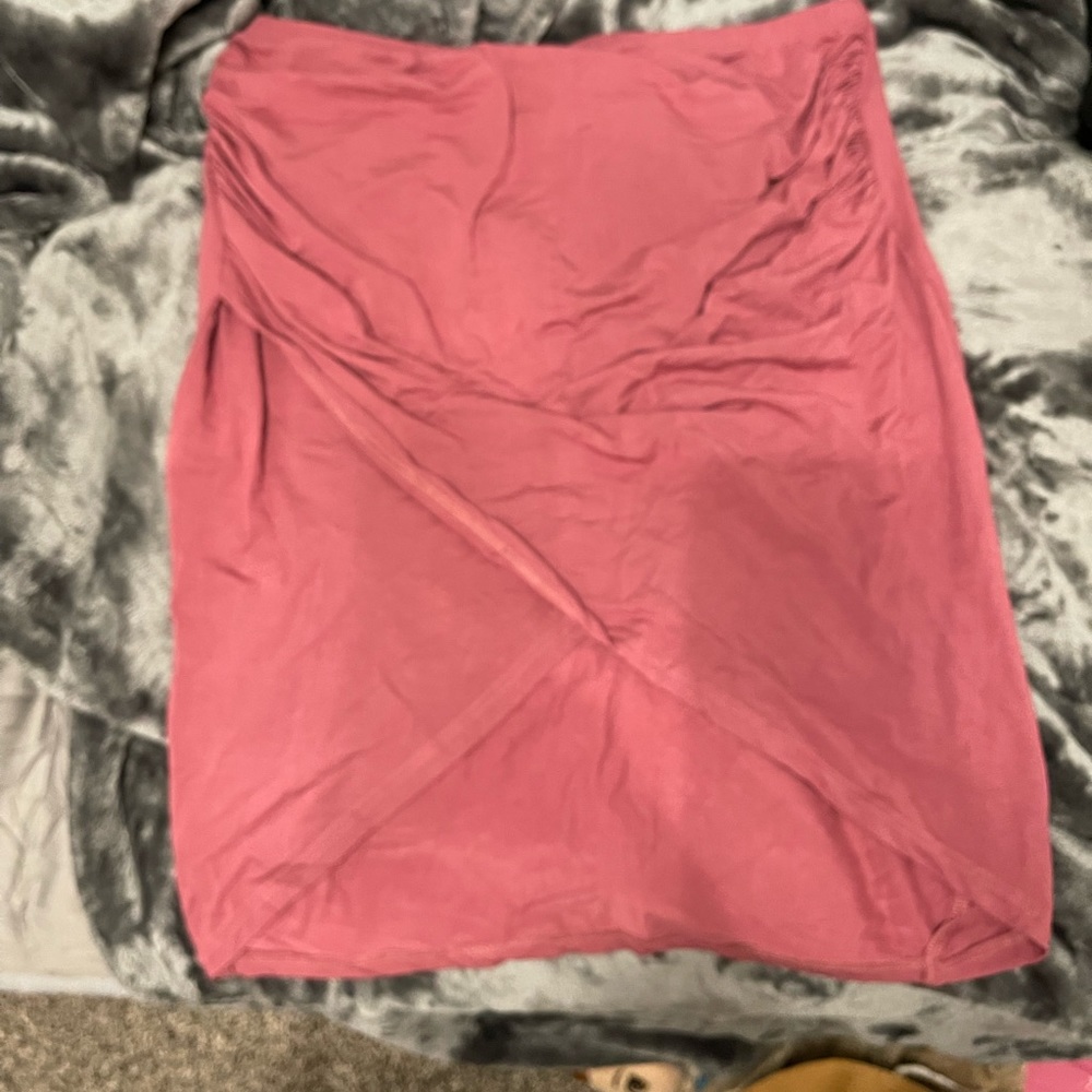 Pink maternity pencil skirt